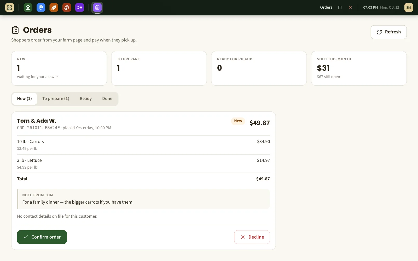 The Orders screen with a new order waiting: items, total, the customer's contact details and buttons to confirm or decline